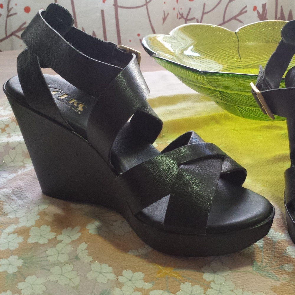 Kork-Ease Black Mendy Wedge Sandals